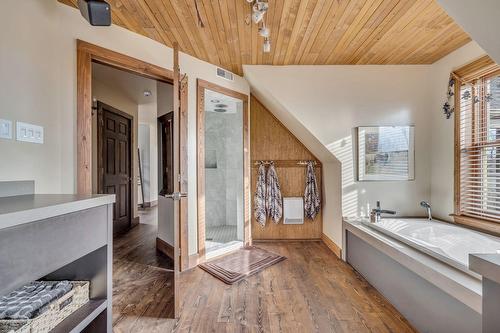 Salle de bains - 7 Av. Du Rocher, Lac-Delage, QC - Indoor Photo Showing Bathroom