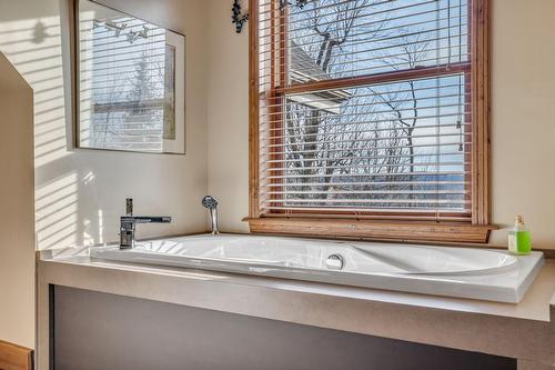 Salle de bains - 7 Av. Du Rocher, Lac-Delage, QC - Indoor Photo Showing Bathroom