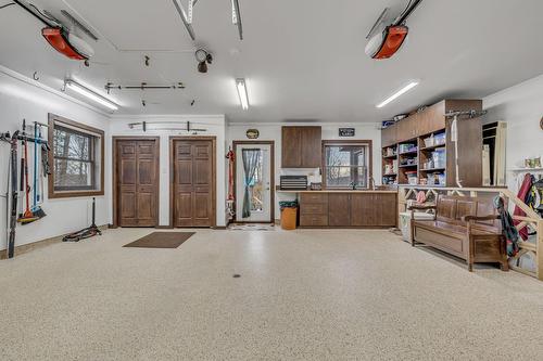 Garage - 7 Av. Du Rocher, Lac-Delage, QC - Indoor Photo Showing Garage