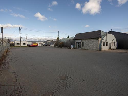 561 Tenth Ave., Thunder Bay, ON 