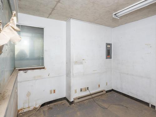 561 Tenth Ave., Thunder Bay, ON 