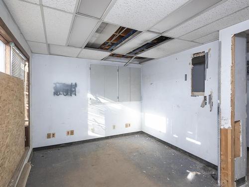 561 Tenth Ave., Thunder Bay, ON 