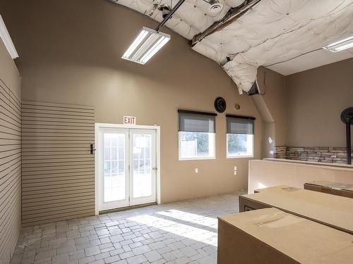 561 Tenth Ave., Thunder Bay, ON 