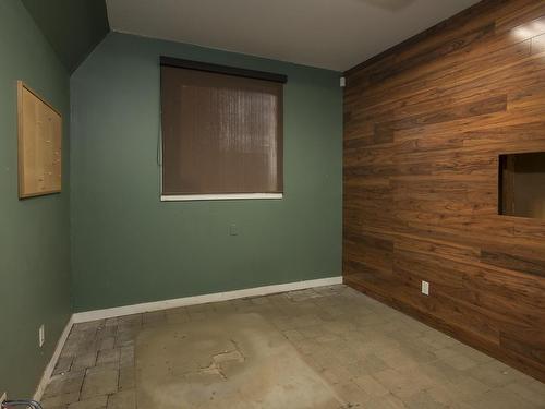 561 Tenth Ave., Thunder Bay, ON 