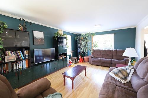 Salon - 985 Rue Adélard, Saint-Pascal, QC - Indoor Photo Showing Living Room