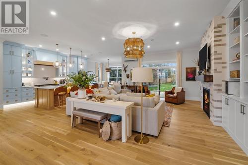 7 Stoneley Place, St. John'S, NL - Indoor Photo Showing Living Room