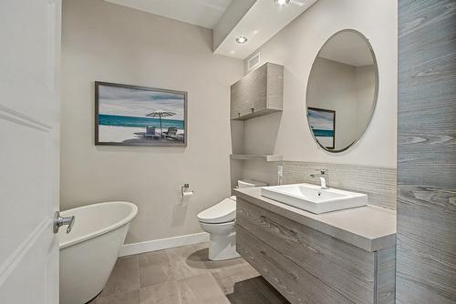 Salle de bains - 101-466 Rue Jean-Talon, Saint-Jean-Sur-Richelieu, QC - Indoor Photo Showing Bathroom