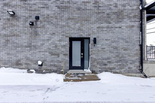 Entrée extérieure - 101-466 Rue Jean-Talon, Saint-Jean-Sur-Richelieu, QC - Outdoor