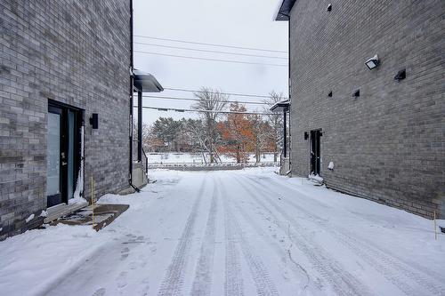 Stationnement - 101-466 Rue Jean-Talon, Saint-Jean-Sur-Richelieu, QC - Outdoor