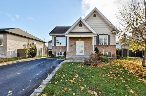 10350 Rue du Sauvignon  Mirabel, QC J7N 0L9