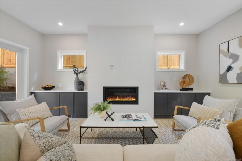 6983 Hagan Rd, Central Saanich, BC 