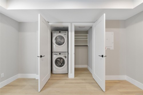 6983 Hagan Rd, Central Saanich, BC 