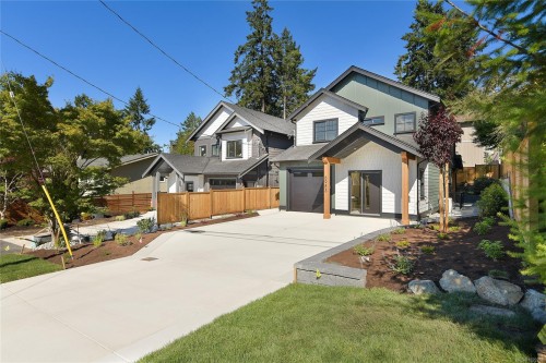 6983 Hagan Rd, Central Saanich, BC 