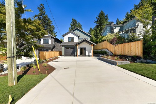 6983 Hagan Rd, Central Saanich, BC 