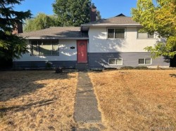 1746 Fitzgerald Ave  Courtenay, BC V9N 2S7