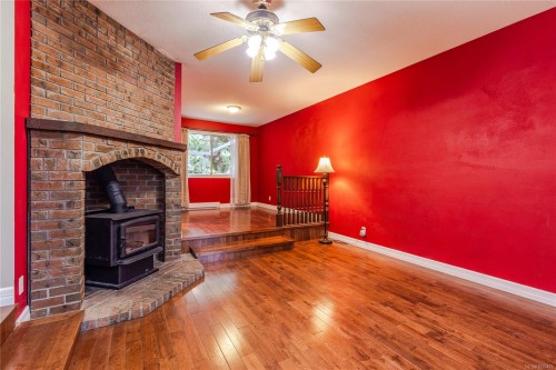 6027 Marie Pl, Nanaimo, BC 