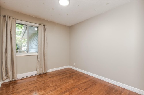 6027 Marie Pl, Nanaimo, BC 