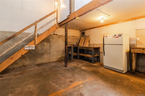 6027 Marie Pl, Nanaimo, BC 