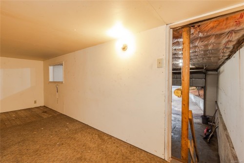 6027 Marie Pl, Nanaimo, BC 