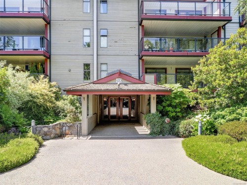 403-420 Parry St, Victoria, BC - Outdoor With Balcony