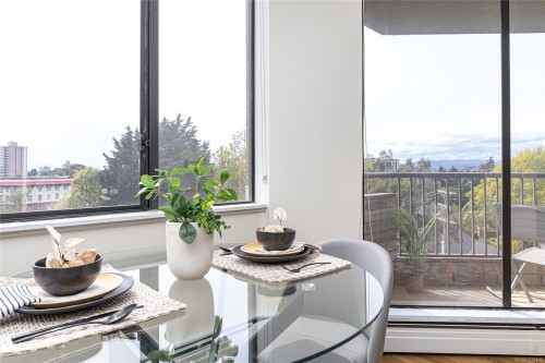 502-620 Toronto St, Victoria, BC - Indoor Photo Showing Other Room