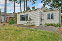 548 Birch St  Campbell River, BC V9W 2S8