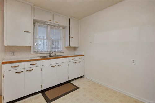 548 Birch St, Campbell River, BC 