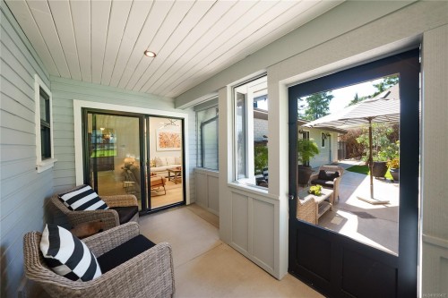 2780 Arbutus Rd, Saanich, BC 