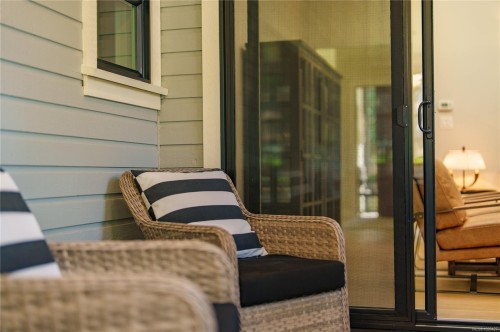 2780 Arbutus Rd, Saanich, BC 