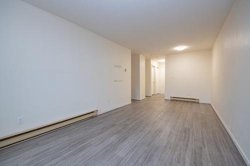 108-3304 35 Avenue, Vernon, BC - Indoor Photo Showing Other Room