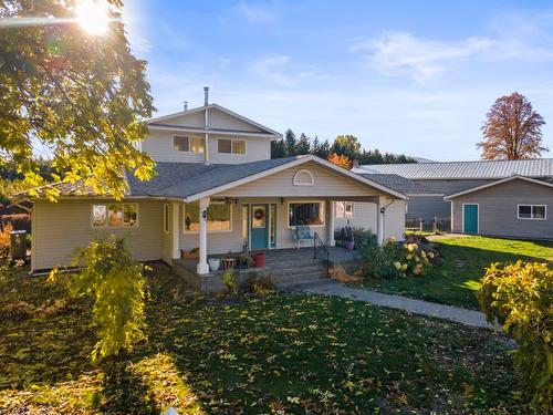 409 33Rd Avenue, Erickson, BC - Outdoor With Deck Patio Veranda