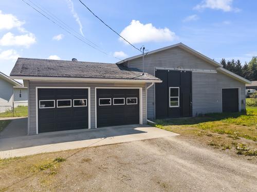 409 33Rd Avenue, Erickson, BC - Outdoor