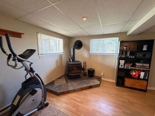 Salle familiale - 278 Boul. Perron O., Caplan, QC - Indoor