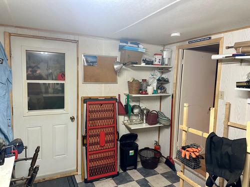 Atelier - 278 Boul. Perron O., Caplan, QC - Indoor