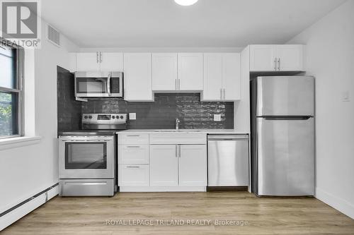 8 - 20 Craig Street, London South (South F), ON - Indoor Photo Showing Kitchen With Stainless Steel Kitchen