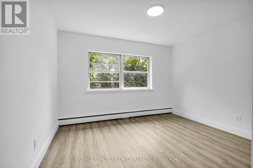 8 - 20 Craig Street, London South (South F), ON - Indoor Photo Showing Other Room