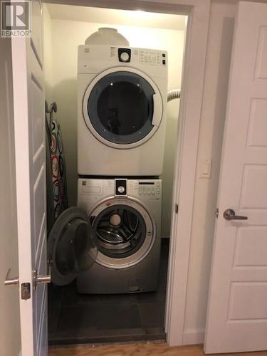 40 Brine Street, St. John'S, NL - Indoor Photo Showing Laundry Room