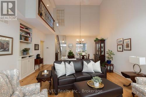 3 - 31 Sawmill Road, St. Catharines (Grapeview), ON - Indoor Photo Showing Living Room