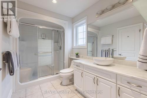 3 - 31 Sawmill Road, St. Catharines (Grapeview), ON - Indoor Photo Showing Bathroom