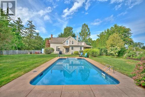 4698 Sandy Cove Drive, Lincoln (Lincoln Lake), ON - Outdoor With In Ground Pool With Backyard