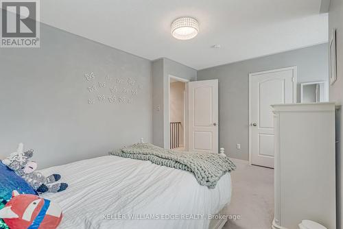 8 Keewaydin Street, Hamilton, ON - Indoor Photo Showing Bedroom