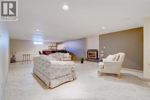 492 Old Tecumseh, Lakeshore, ON - Indoor With Fireplace