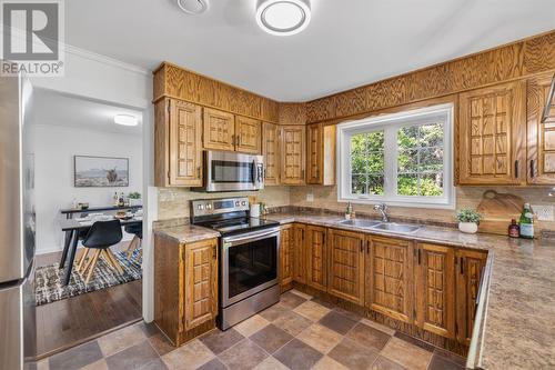 322 Tolt Road, St. Philips, NL - Indoor Photo Showing Kitchen With Double Sink