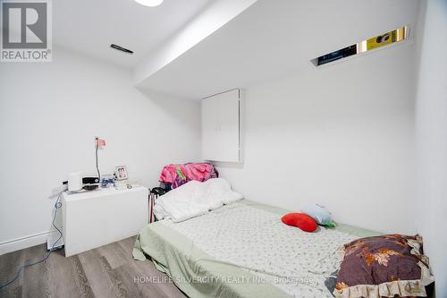 55 Longboat Run W, Brantford, ON - Indoor Photo Showing Bedroom