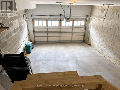49 Memon Place, Markham, ON - Indoor Photo Showing Garage