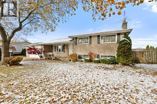 1530 Golfview Drive, Lasalle, ON - Outdoor