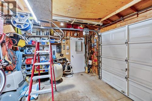 1530 Golfview Drive, Lasalle, ON - Indoor Photo Showing Garage
