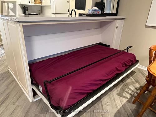 706 Johnston Park Avenue, Collingwood, ON - Indoor