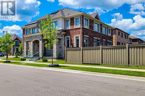 1155 Hamman Way, Milton, ON - Outdoor With Facade