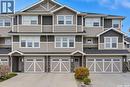 560 Pringle Crescent, Saskatoon, SK  - Outdoor With Facade 